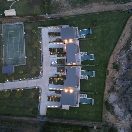 Real Life Homes Luxurious Seafront Villas Each With Their Own Private Pools Korakochori Exterior photo