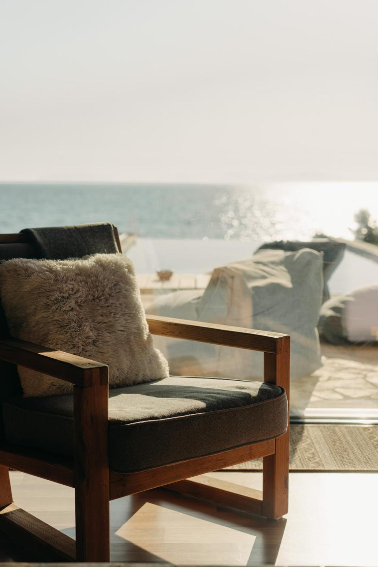 Real Life Homes Luxurious Seafront Villas Each With Their Own Private Pools Korakochori Exterior photo