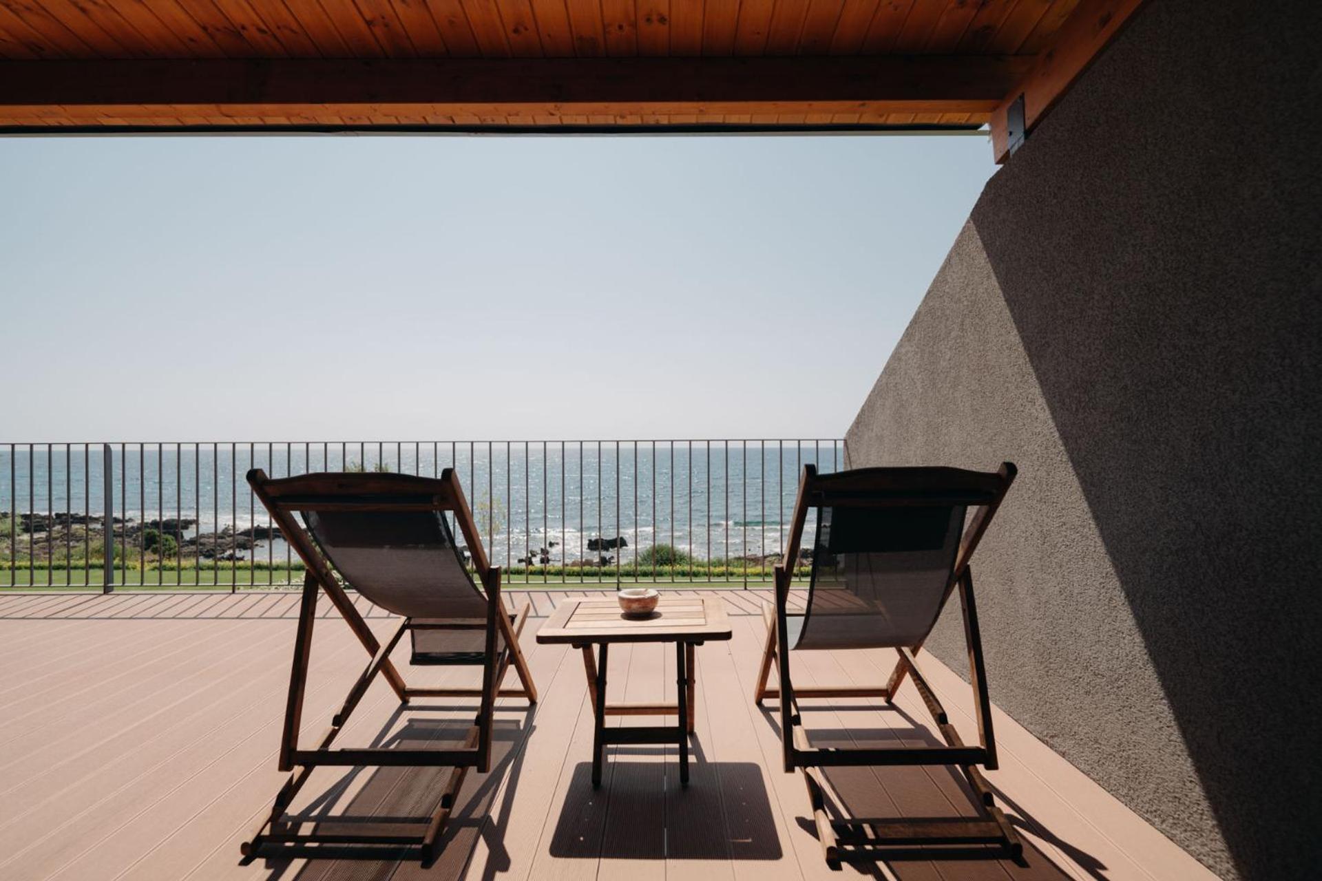 Real Life Homes Luxurious Seafront Villas Each With Their Own Private Pools Korakochori Exterior photo